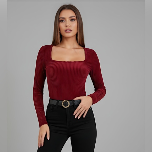 Burgundy Rib-knit Velvet Tee - Picture 1 of 9